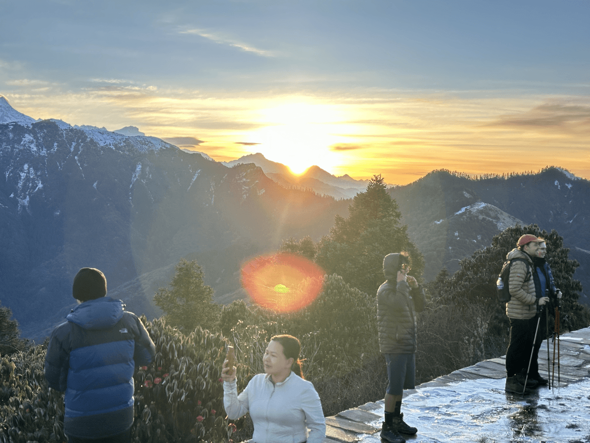 sunrise-view-from-poon-hill